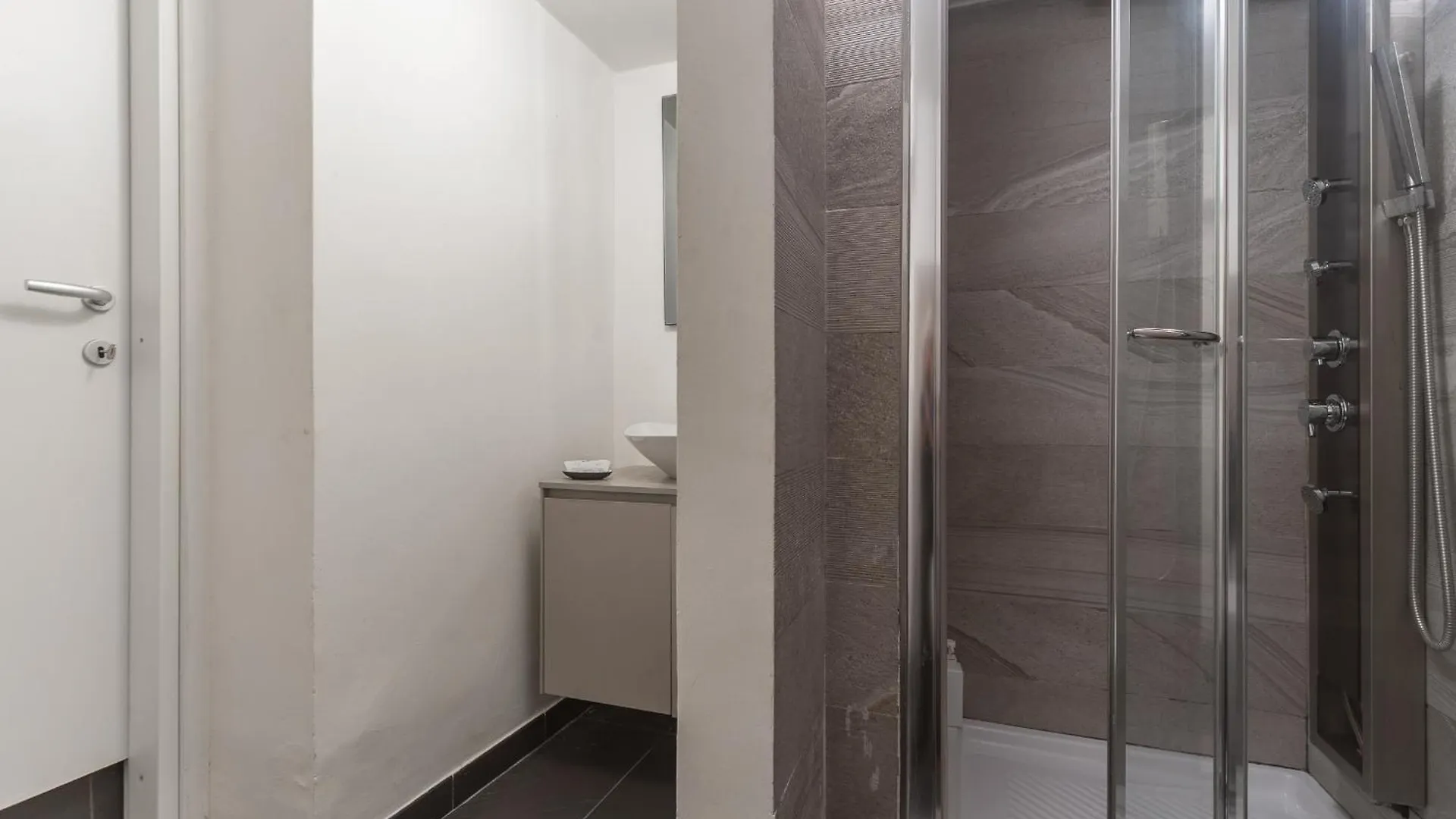 Your Lovely Retreat In Brera 밀라노